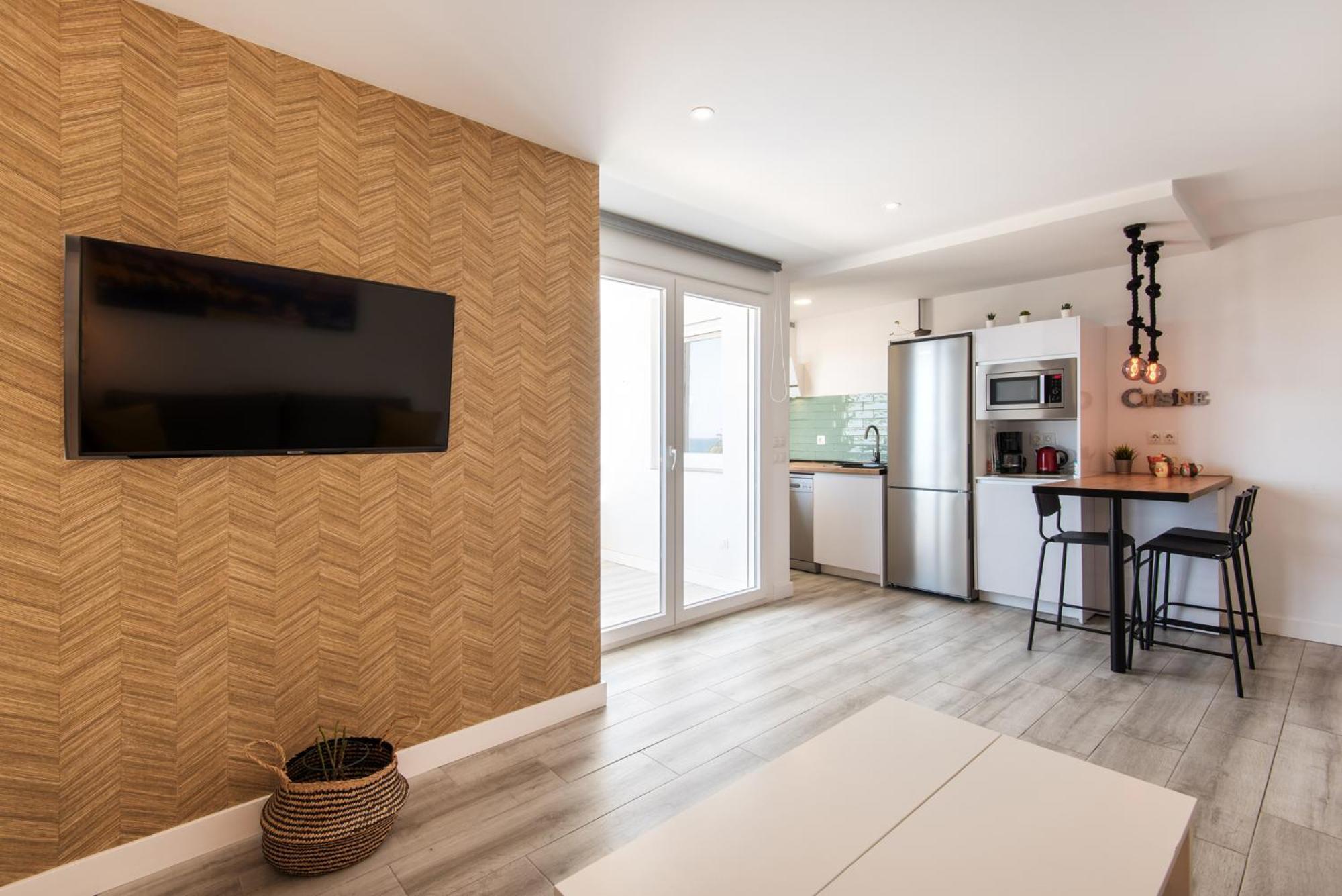 Palm True Towers 1, Marina Beach Apartment فوينخيرولا المظهر الخارجي الصورة