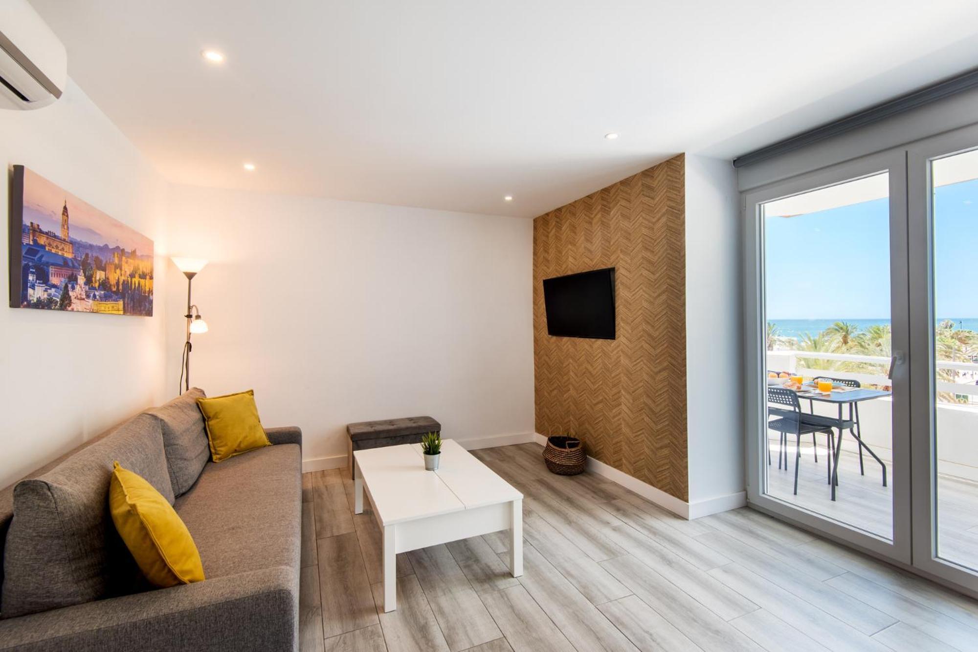 Palm True Towers 1, Marina Beach Apartment فوينخيرولا المظهر الخارجي الصورة